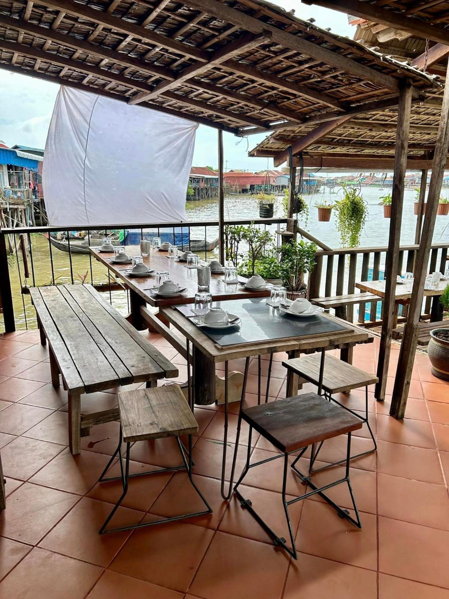 St 63 Home Stay & Tour Kampong Khleang Exterior foto